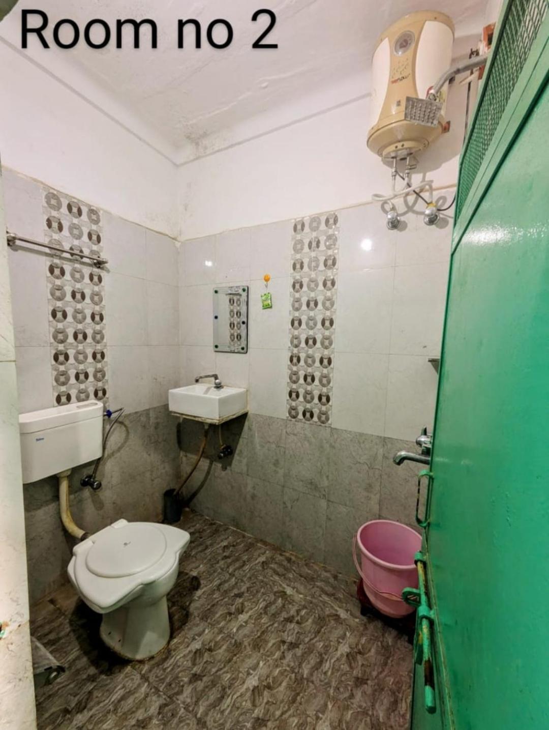 Anand Hostel 布什格尔 外观 照片