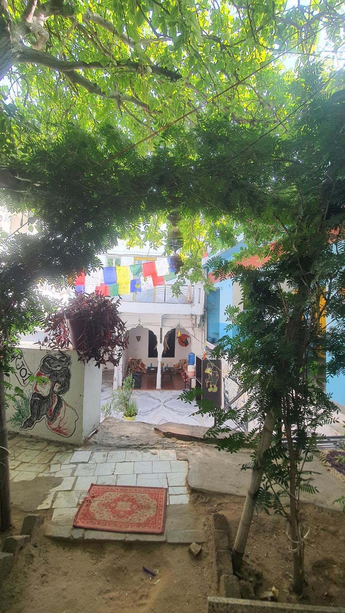 Anand Hostel 布什格尔 外观 照片